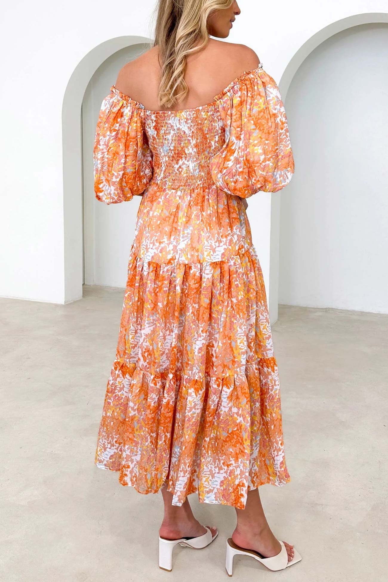 Beautifully Crafted Dress in a Classic Style