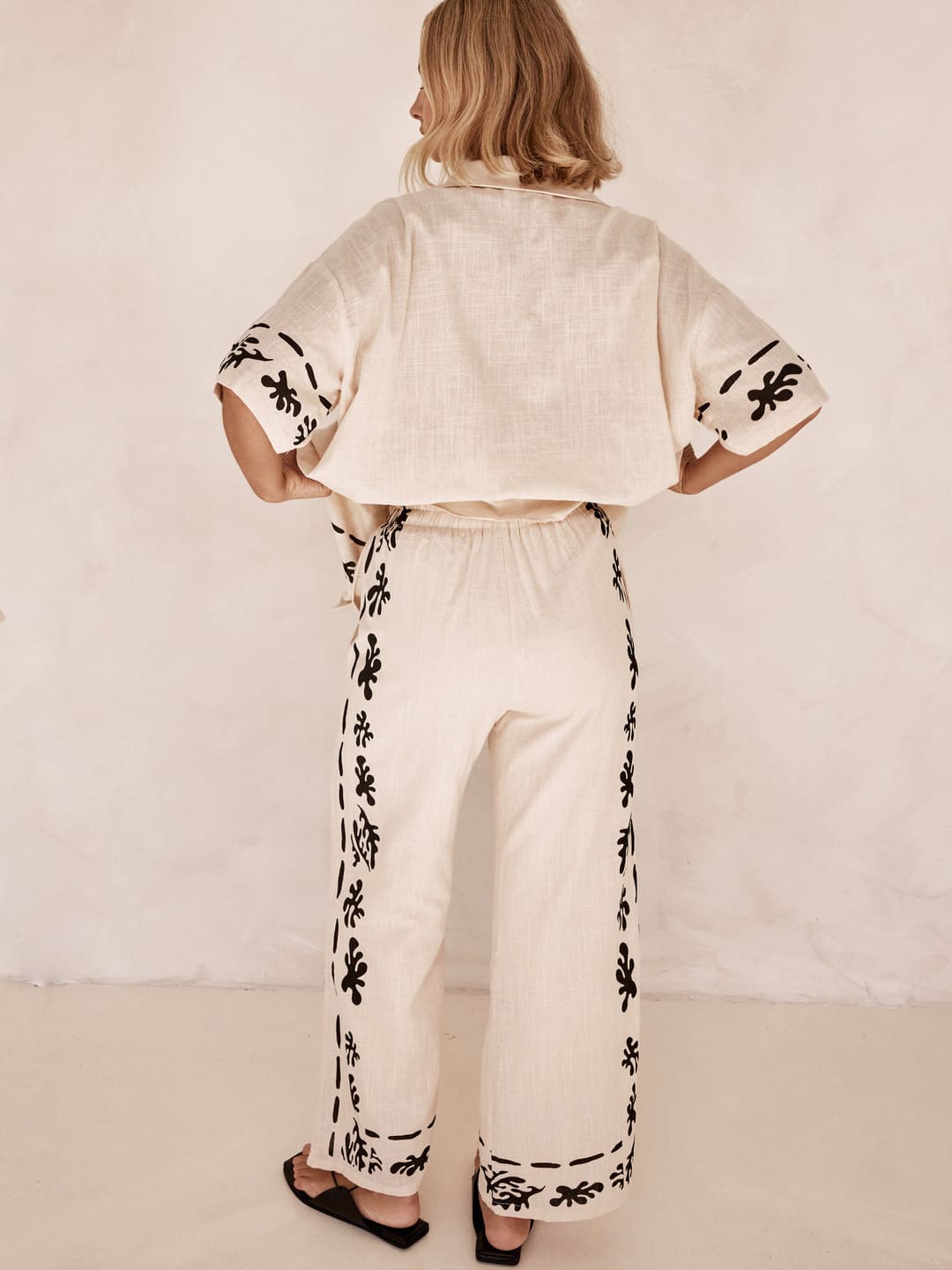 Gracefully Styled Pants for Any Occasion