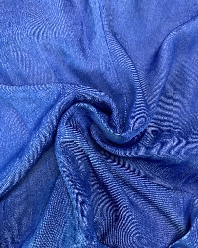 Effortlessly Elegant Garment with a Timeless Design