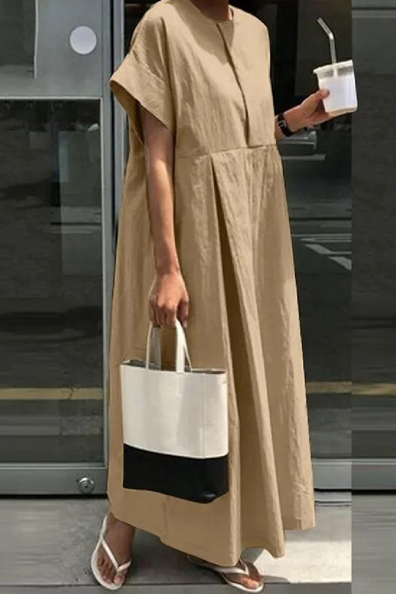 Effortlessly Elegant Dress with a Timeless Design