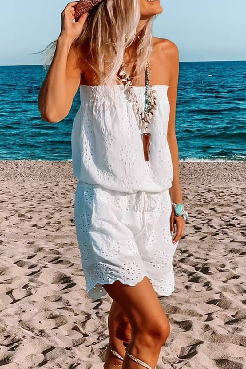 Effortlessly Elegant Garment with a Timeless Design