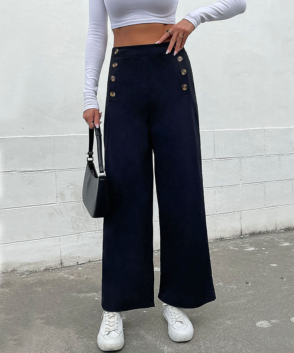 Beautifully Finished Pants in a Timeless Design