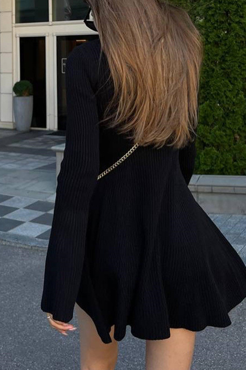 Well Tailored Dress with a Graceful Silhouette