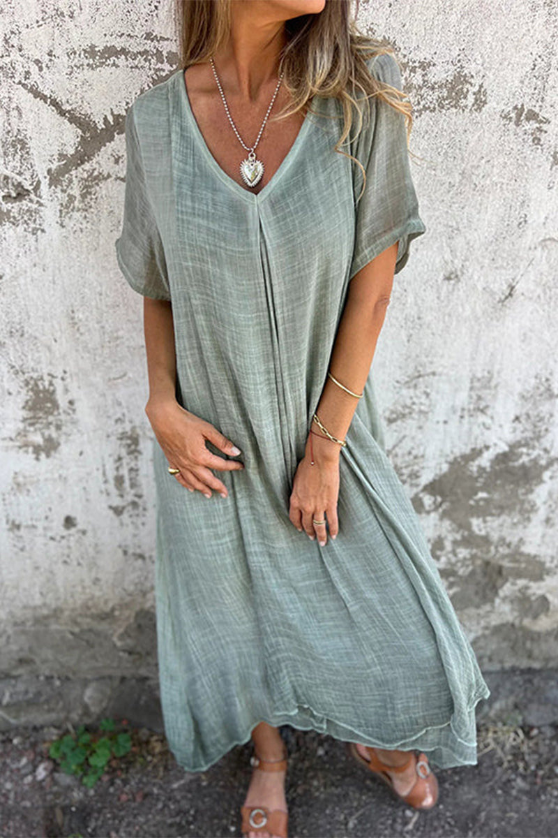 Classic Vintage & Enduringly Stylish Dress