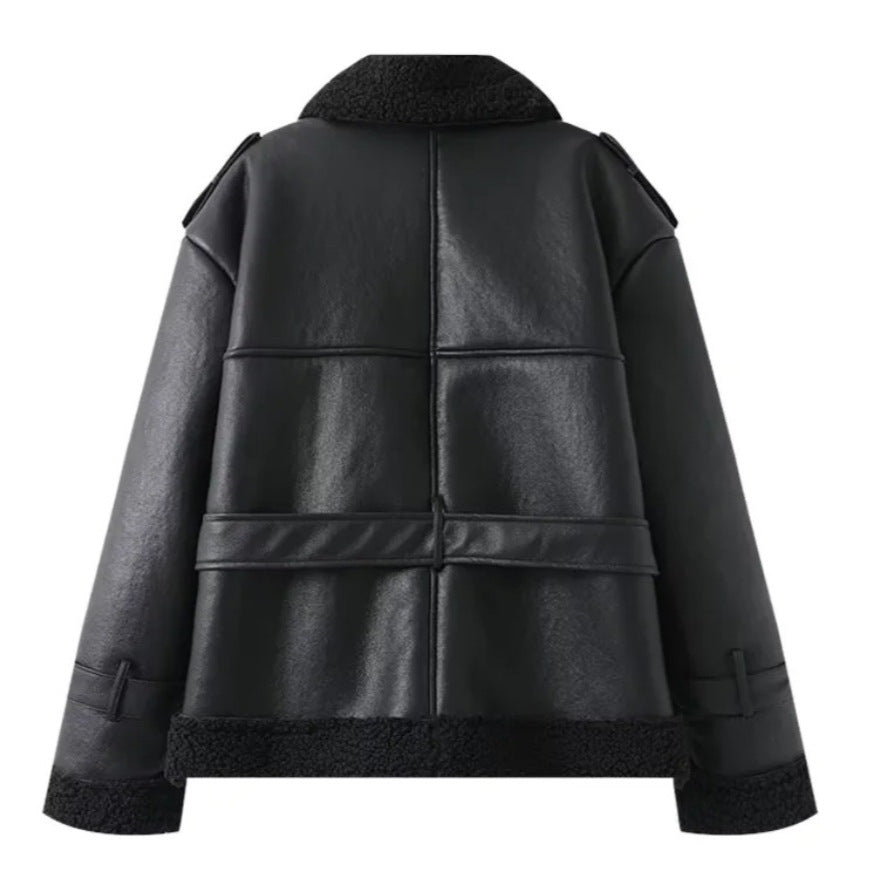 Elegantly Styled Coat for Everyday Wear