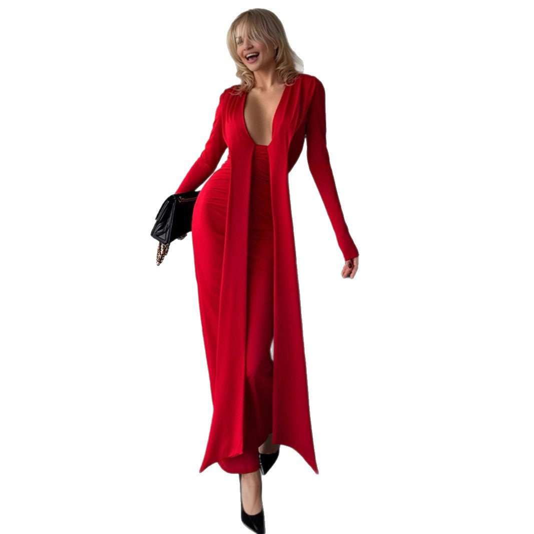 Well Tailored Dress with a Graceful Silhouette