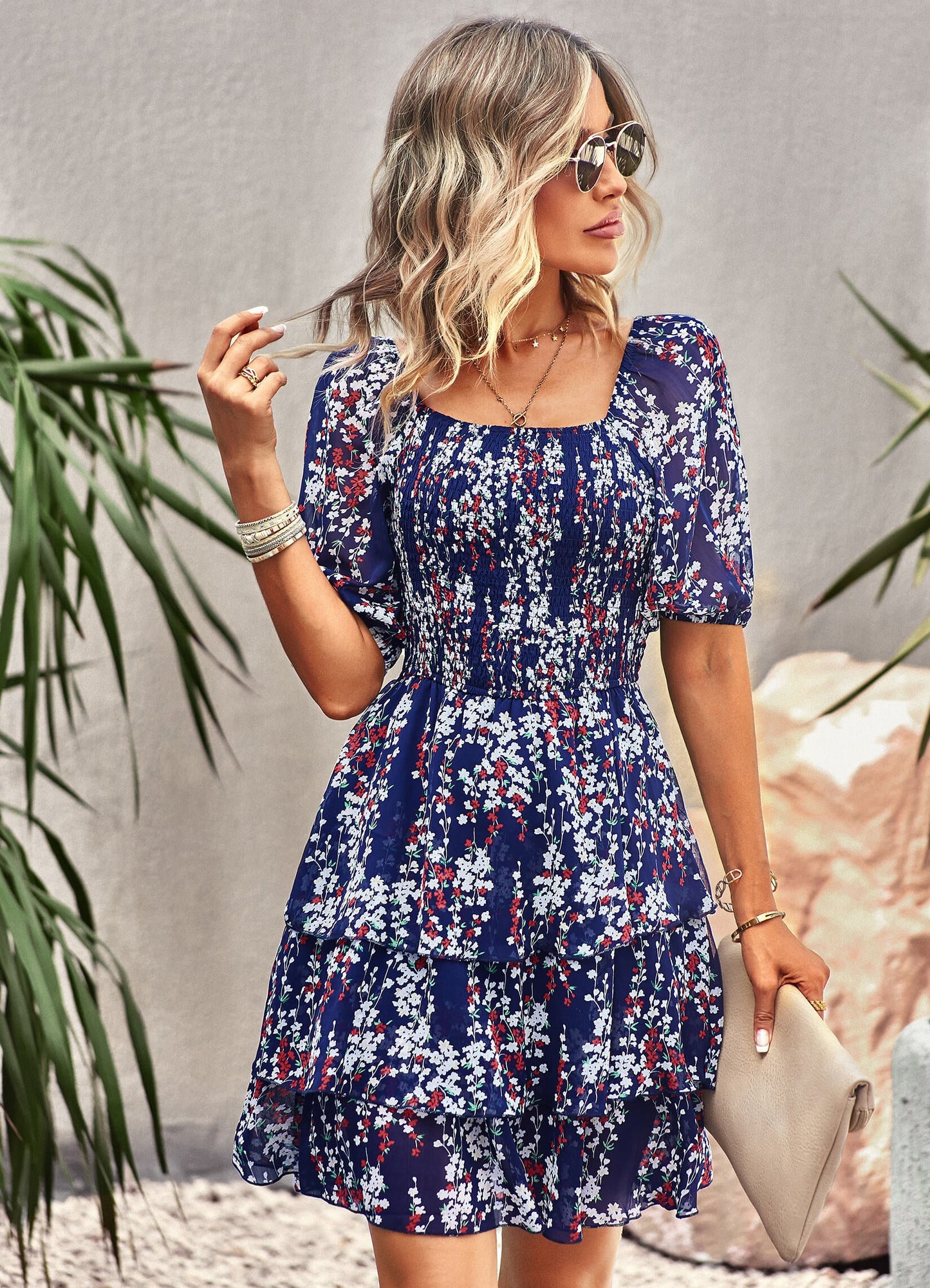 Beautifully Finished Dress in a Timeless Design