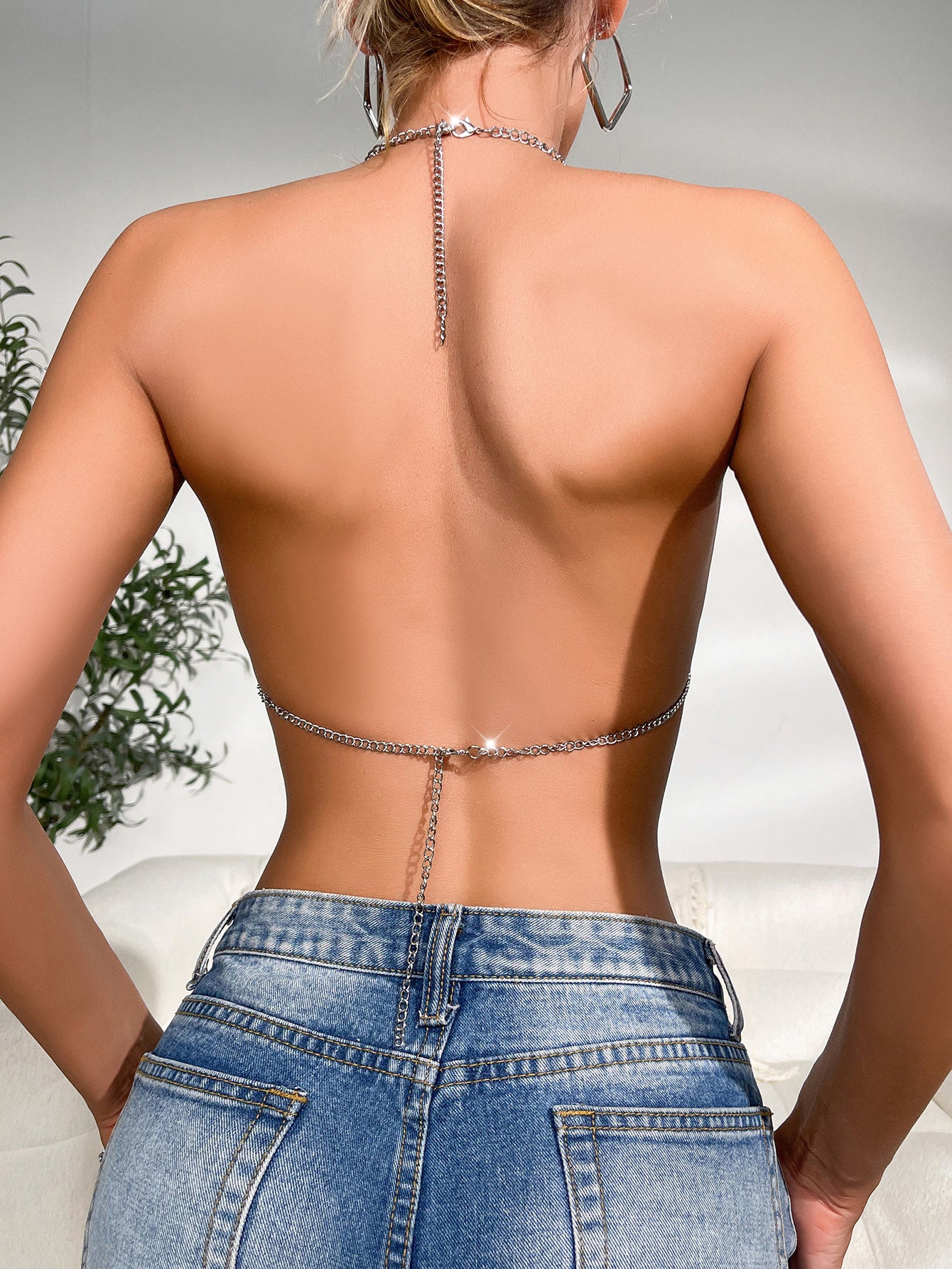 Beautifully Crafted Top in a Classic Style