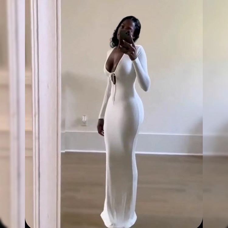 Gracefully Styled Dress for Any Occasion