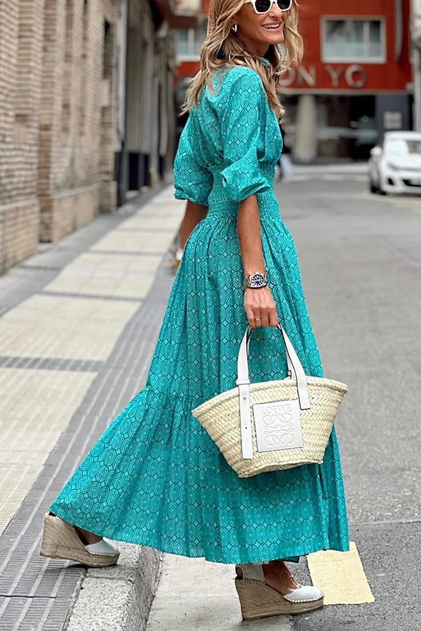 Polished Dress with an Effortless Classic Look