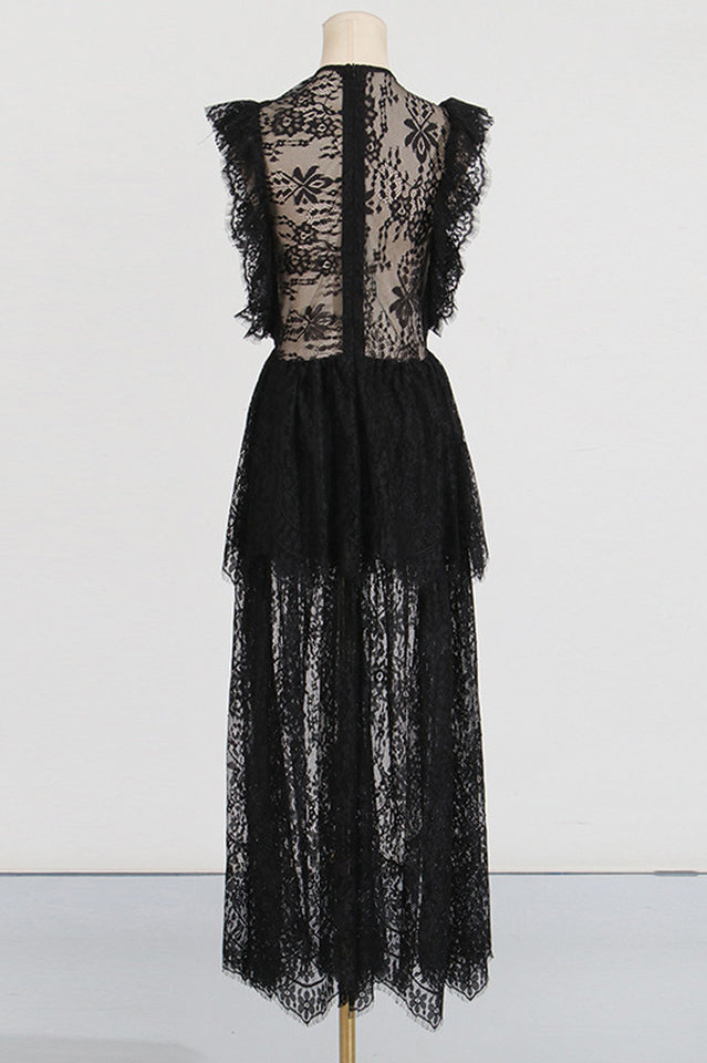 Sophisticated Dress with a Clean Classic Look