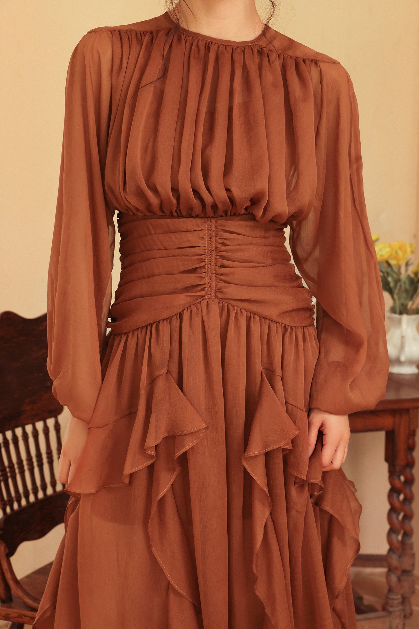 Beautifully Crafted Dress in a Classic Style