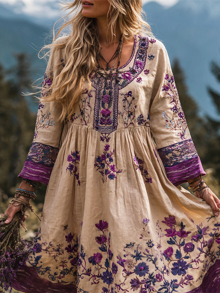 Classic Vintage Dress with a Flattering Fit