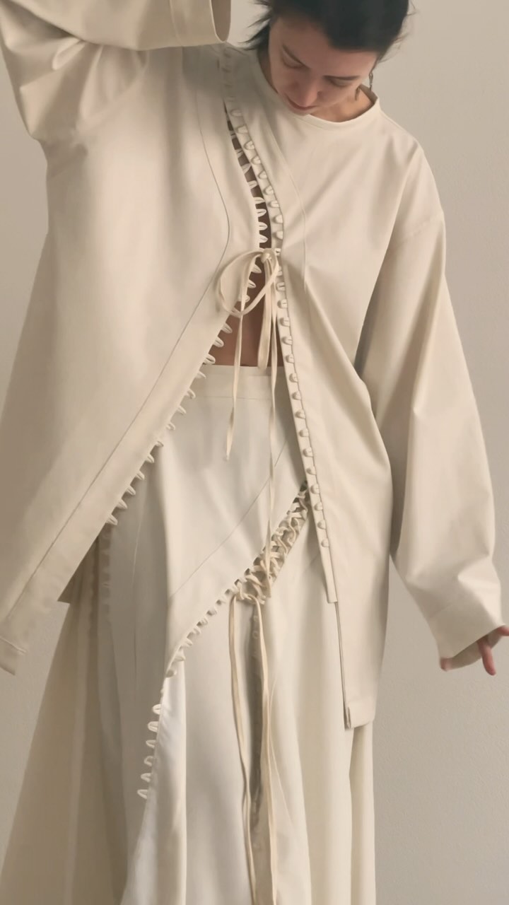 Beautifully Balanced Top with Timeless Character