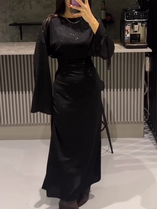 Polished Dress with an Effortless Classic Look