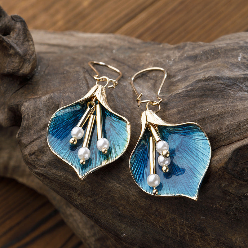 Romantic Pearl Earring for Special Moments