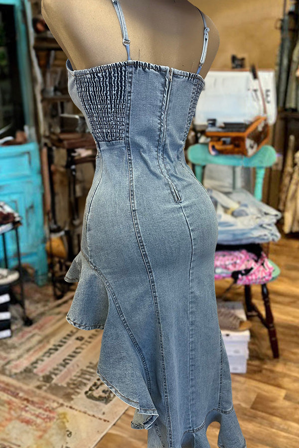 A Vintage Style Dress with Delicate Timeless Details