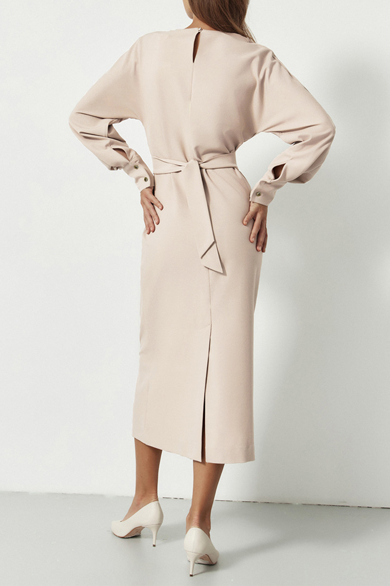Polished Dress with an Effortless Classic Look