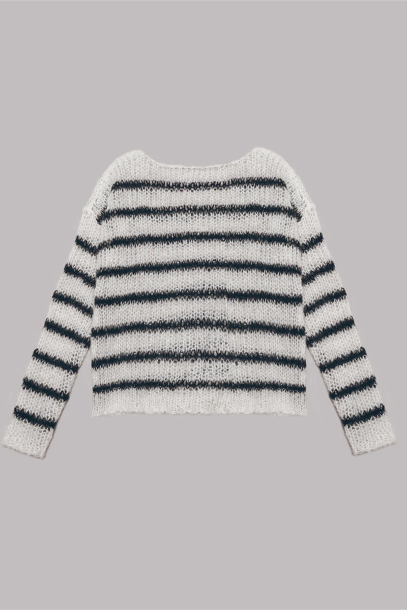 Beautifully Crafted Sweater in a Classic Style