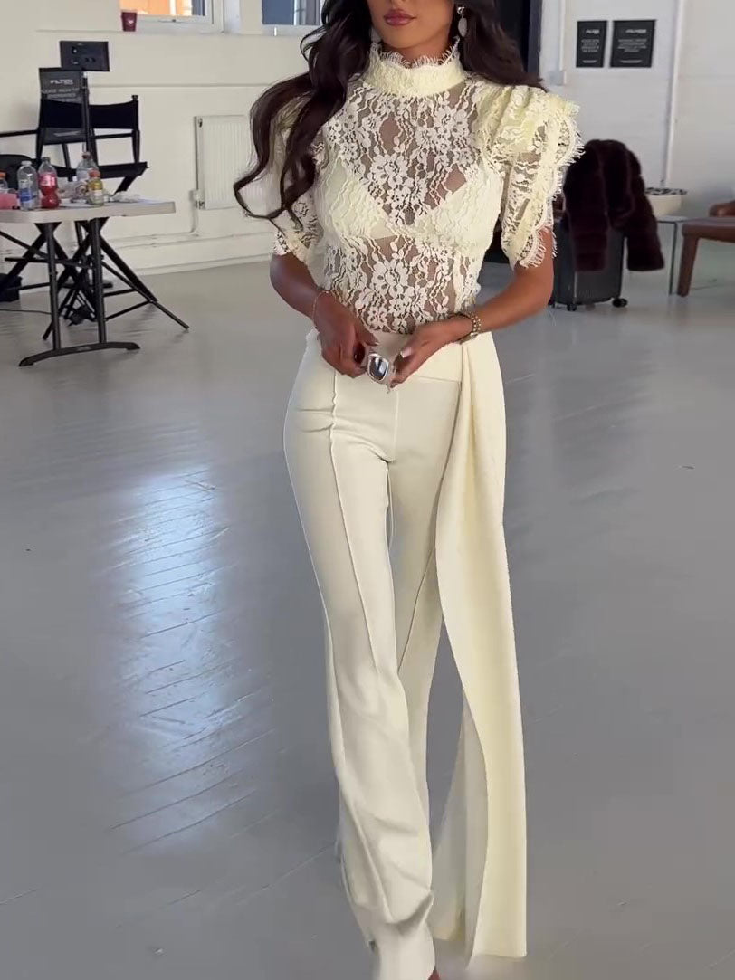 Effortlessly Elegant Pants with a Timeless Design
