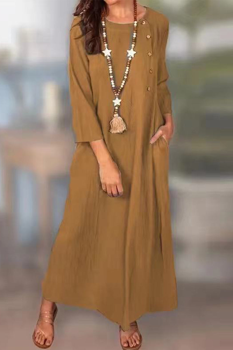 Beautifully Crafted Dress in a Classic Style