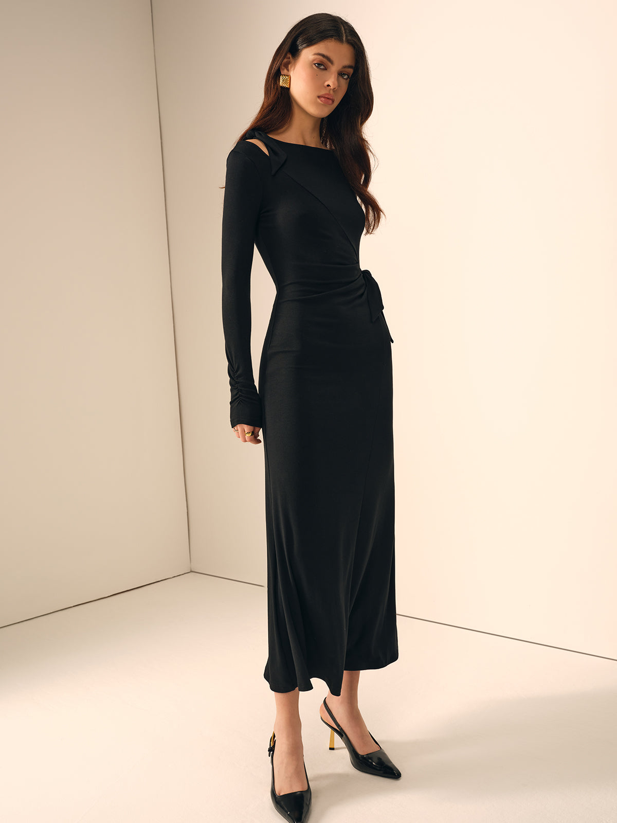 A Vintage Style Dress with Delicate Timeless Details