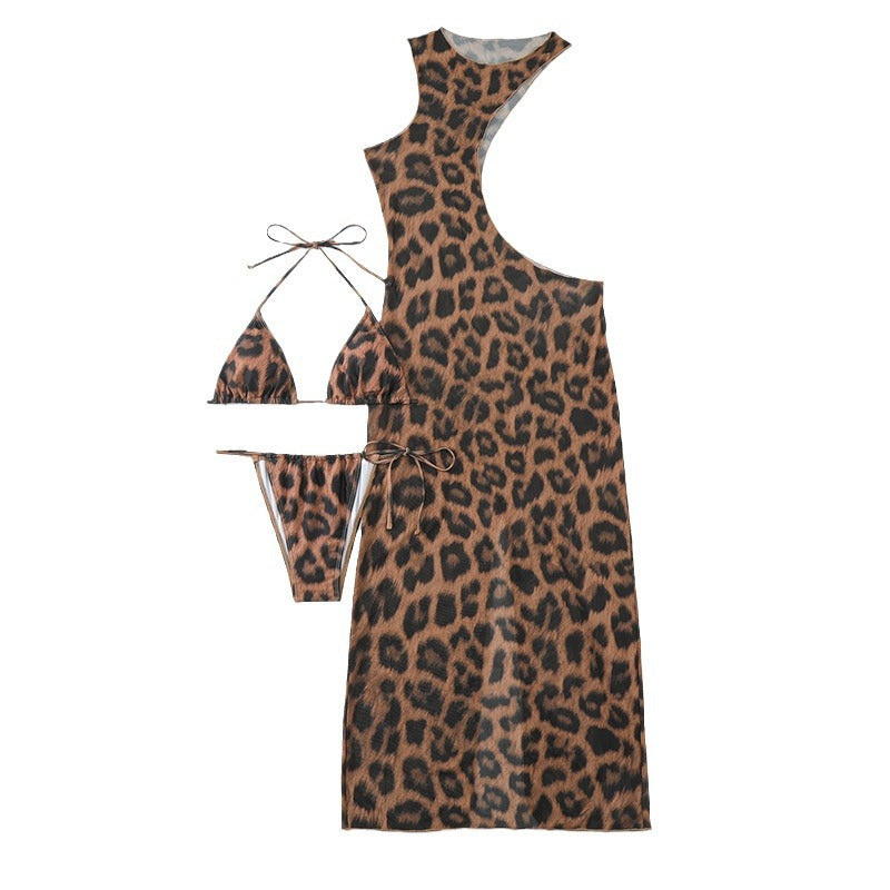 Gracefully Styled Garment for Any Occasion