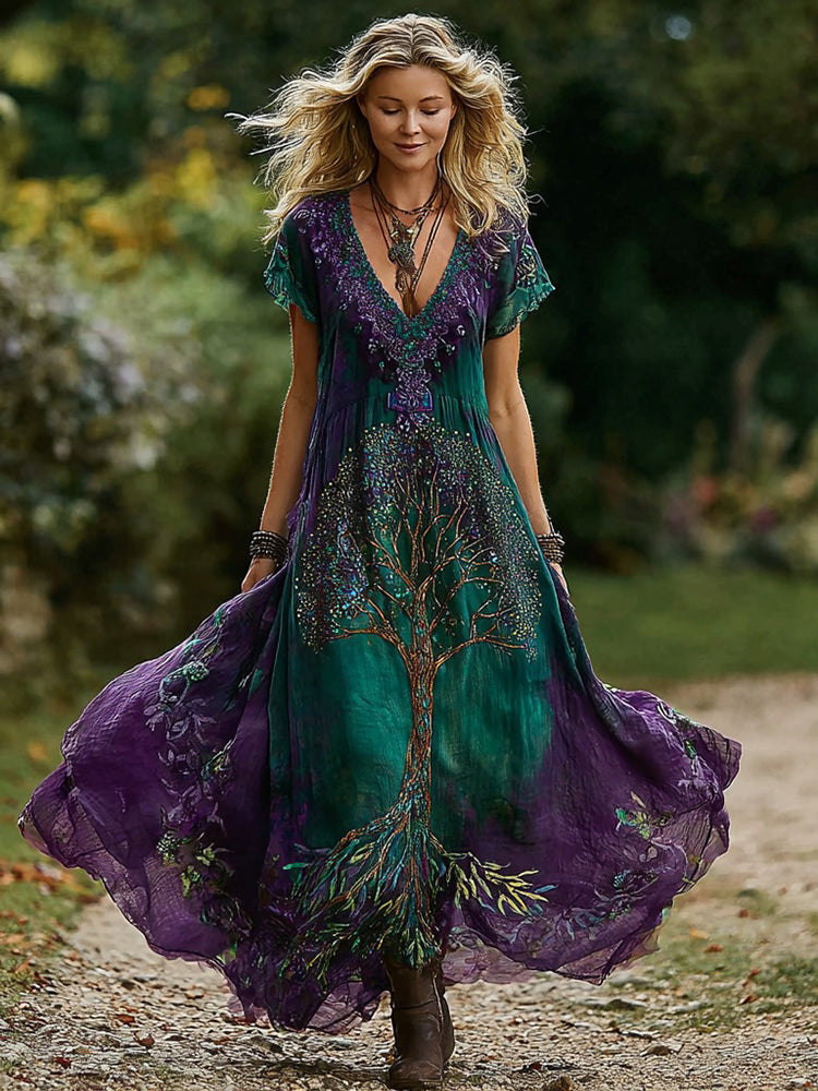 A Vintage Style Dress with Delicate Timeless Details