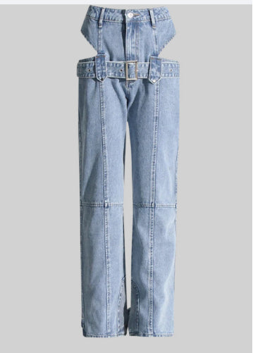 Well Tailored Trousers with a Graceful Silhouette