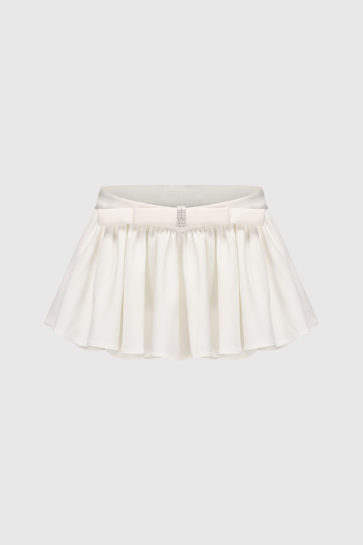 Effortlessly Elegant Garment with a Timeless Design