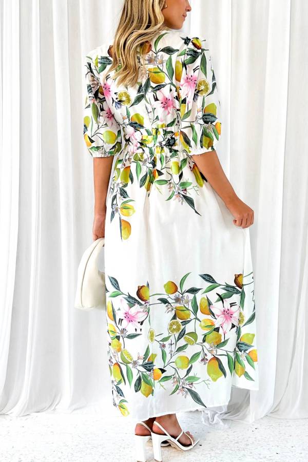 Sophisticated Dress with a Clean Classic Look