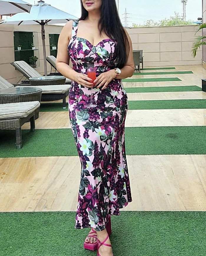 Classic Vintage & Enduringly Stylish Dress