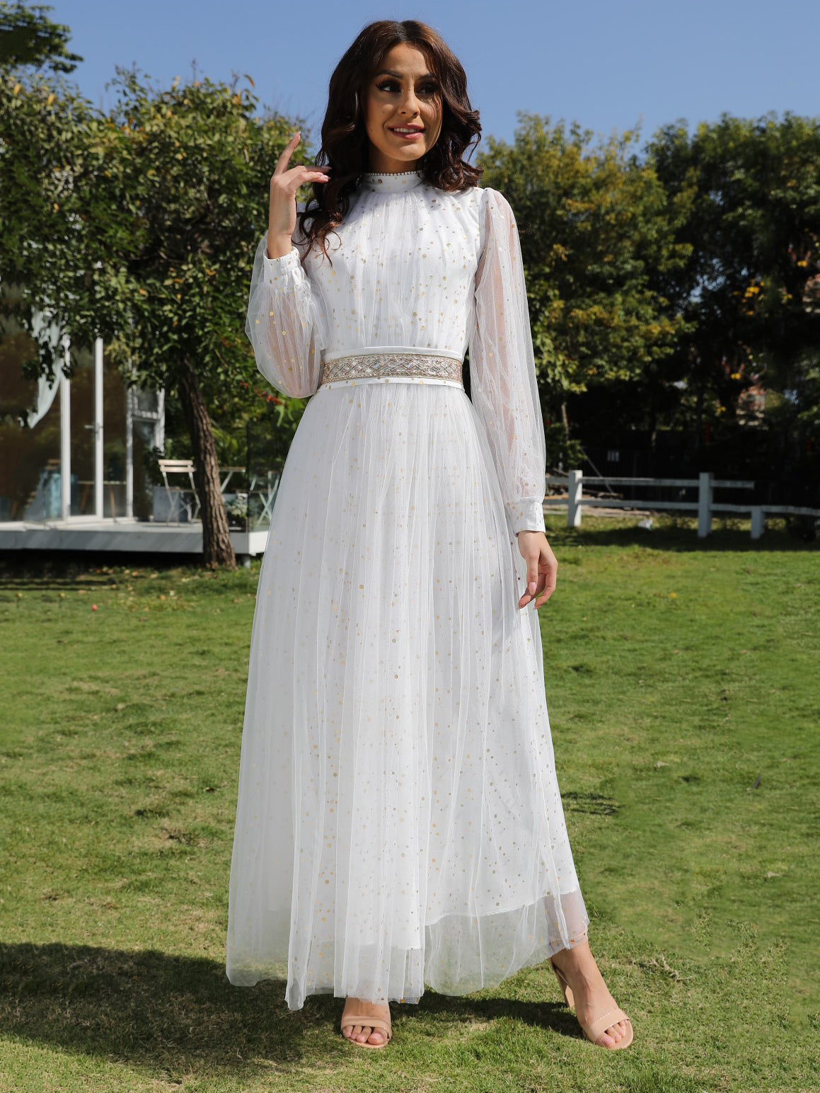 Gracefully Styled Dress for Any Occasion