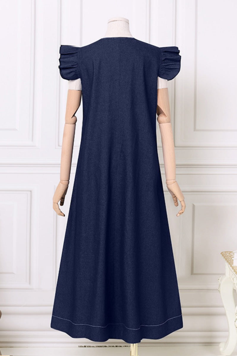 Effortlessly Elegant Dress with a Timeless Design