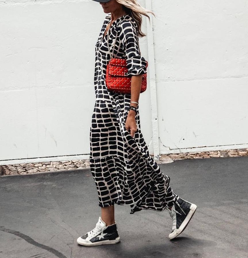 Sophisticated Dress with a Clean Classic Look