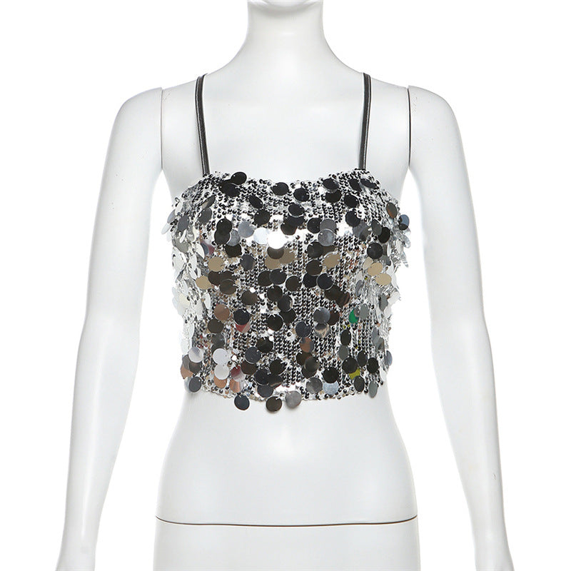 Sophisticated Garment with a Clean Classic Look