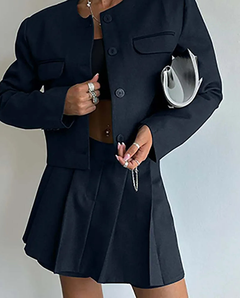 Well Tailored Garment with a Graceful Silhouette