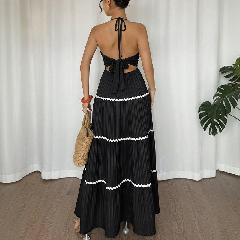 Effortlessly Elegant Dress with a Timeless Design
