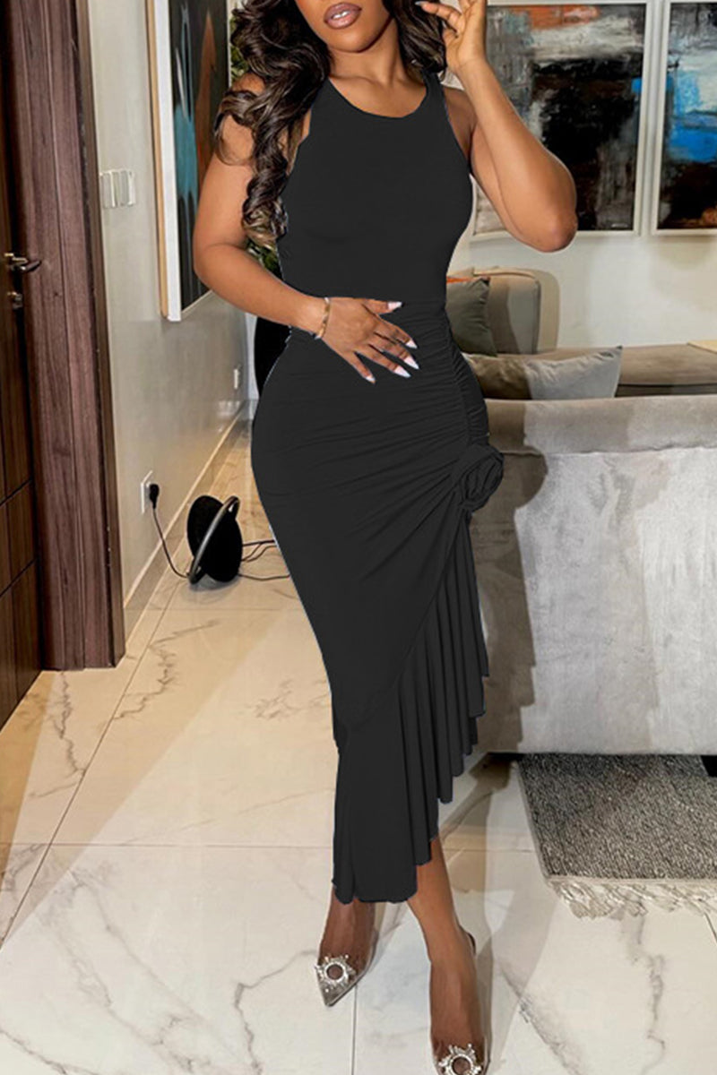 Beautifully Crafted Dress in a Classic Style