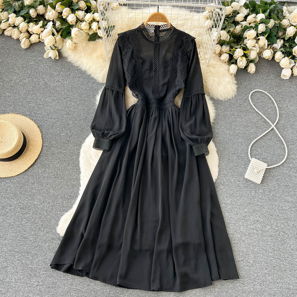 Beautifully Finished Dress in a Timeless Design