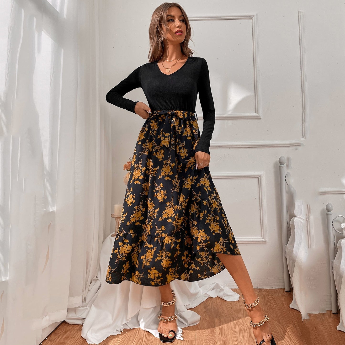 Classic Vintage & Enduringly Stylish Dress