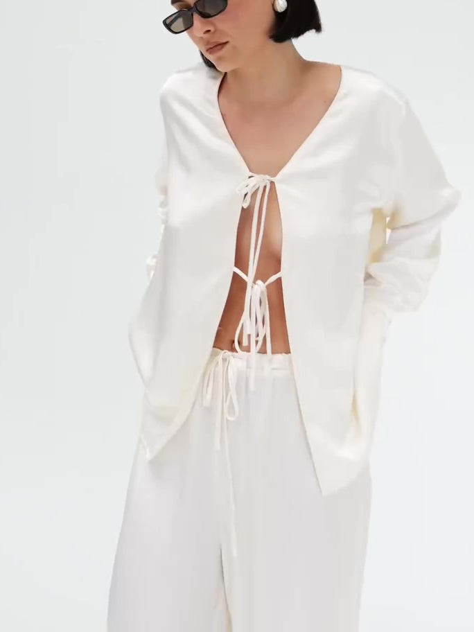 Classic Vintage Pants with a Flattering Fit