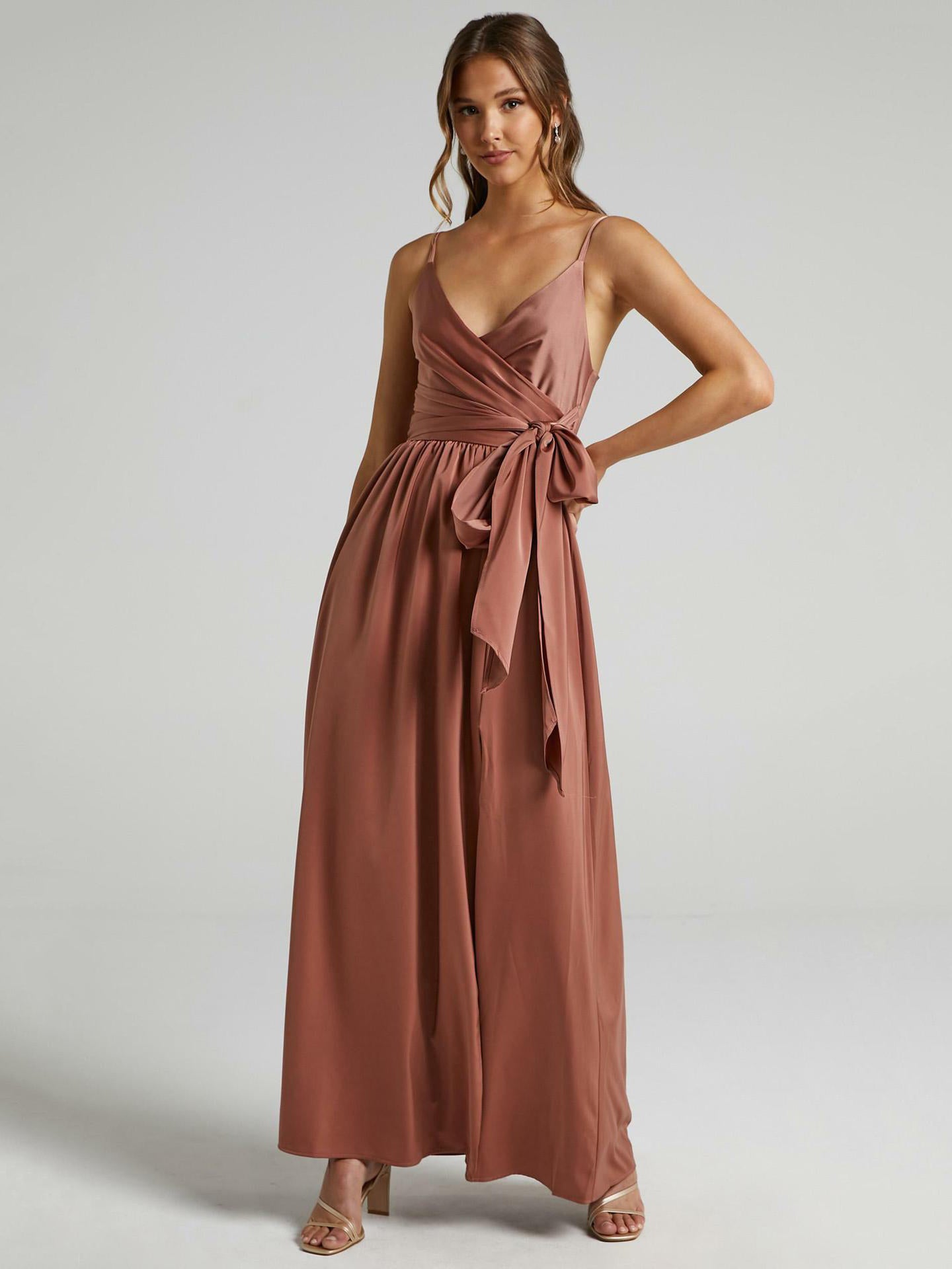 Sophisticated Dress with a Clean Classic Look
