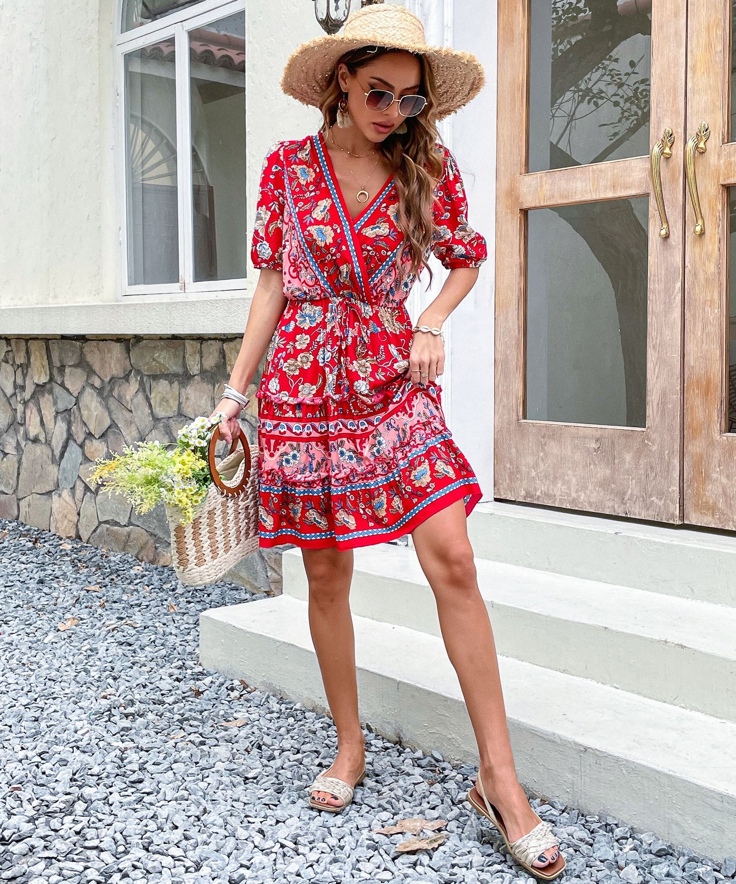 Classic Vintage Dress with a Flattering Fit