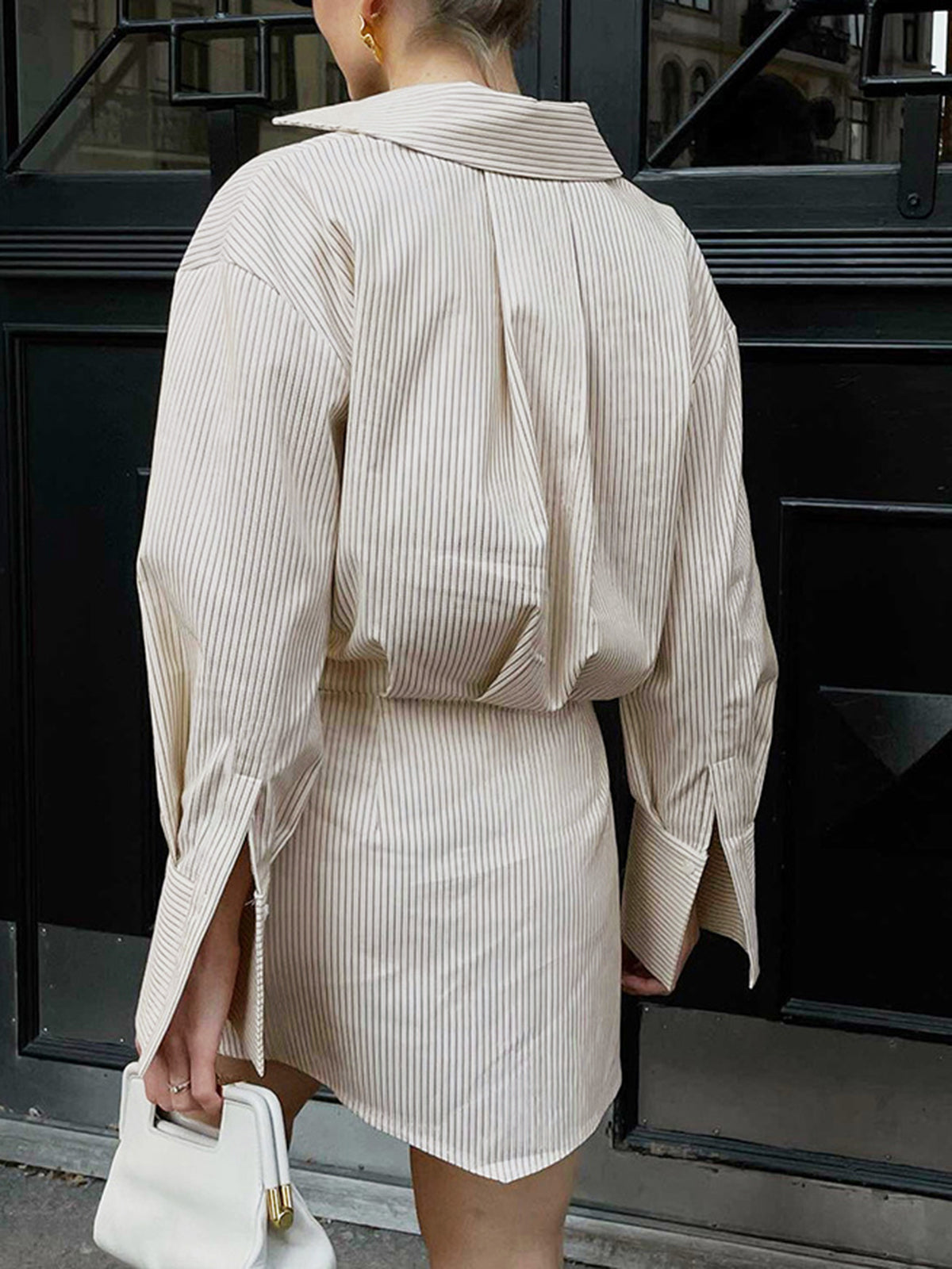 Effortlessly Elegant Dress with a Timeless Design