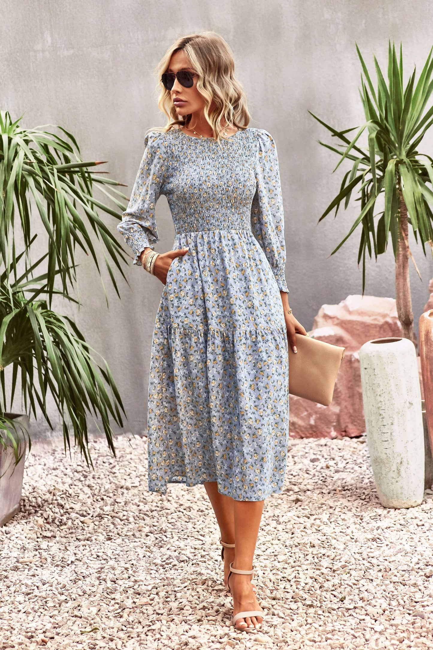 Gracefully Styled Dress for Any Occasion