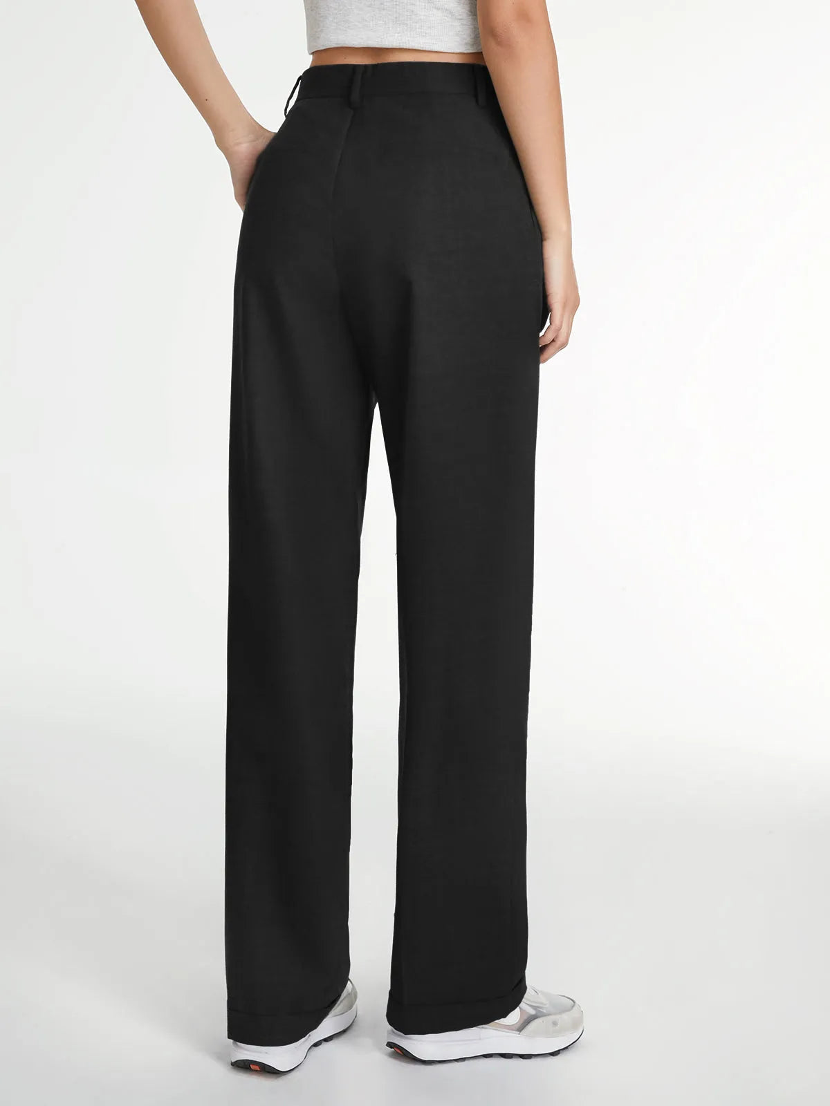 Sophisticated Pants with a Clean Classic Look