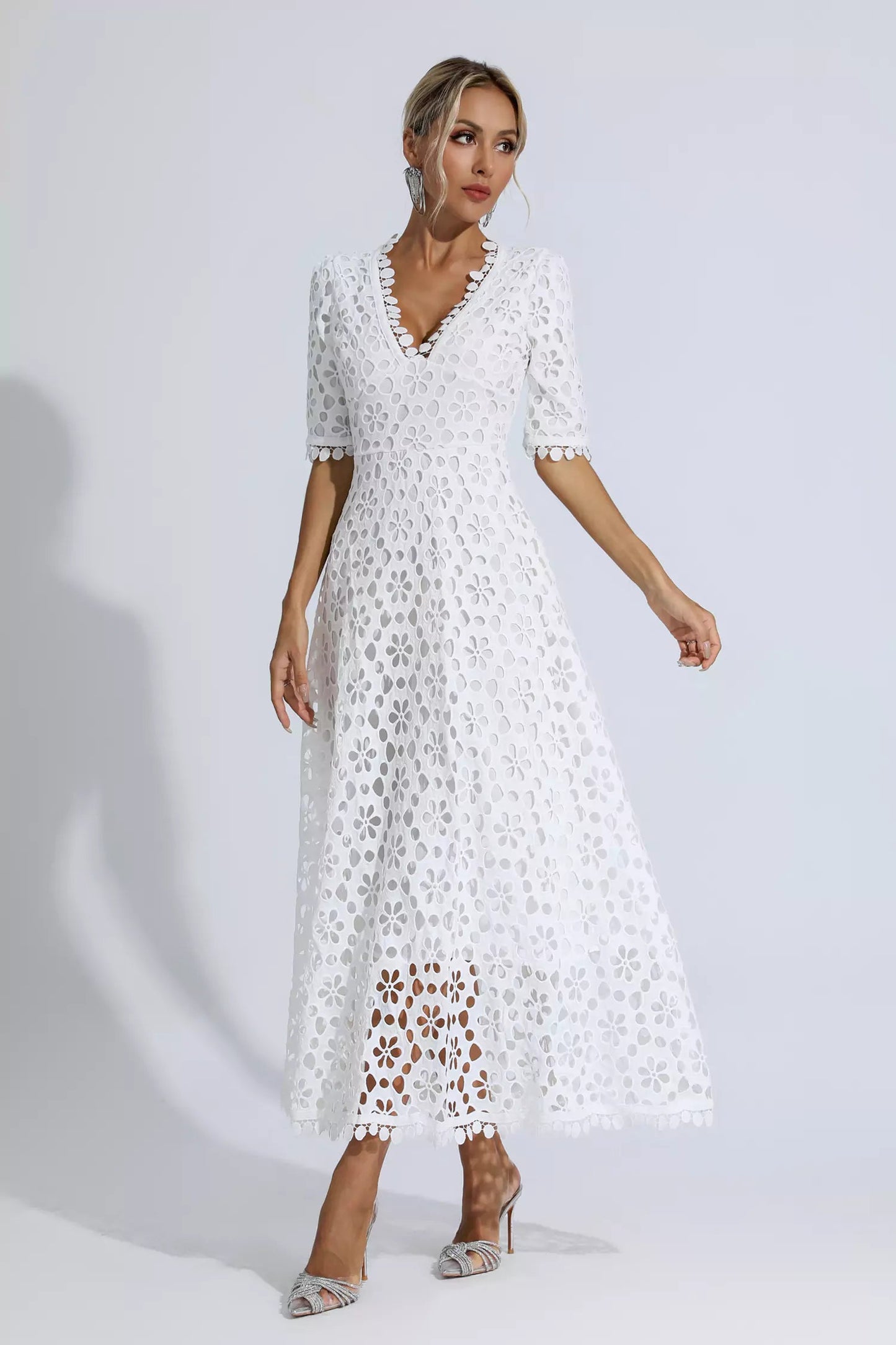 Beautifully Crafted Dress in a Classic Style