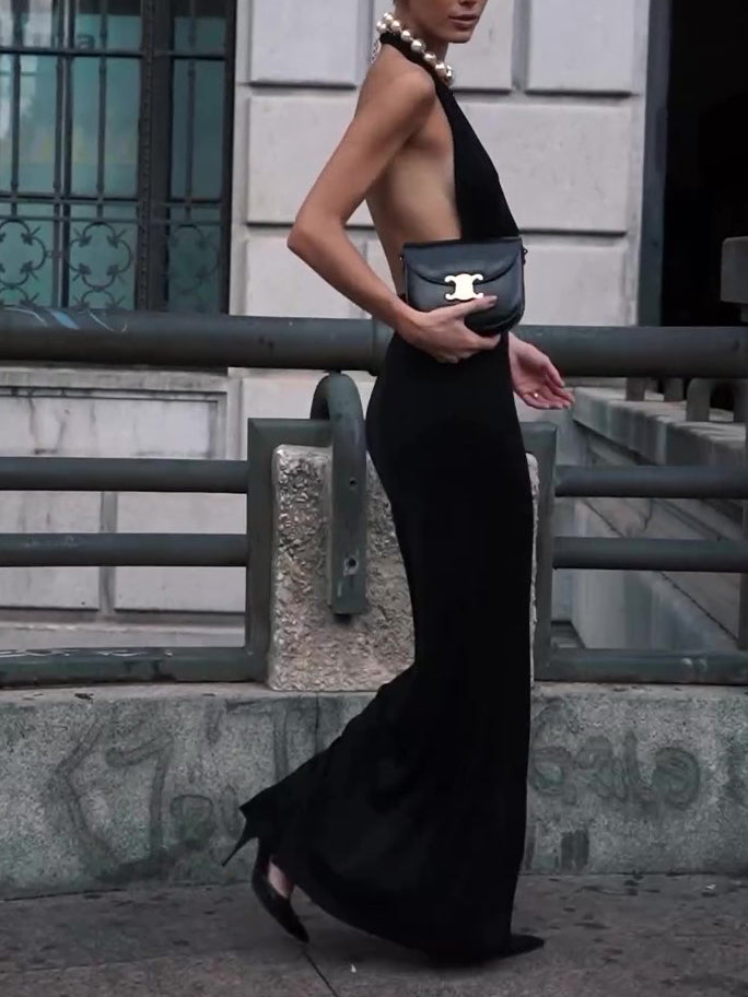Effortlessly Elegant Dress with a Timeless Design