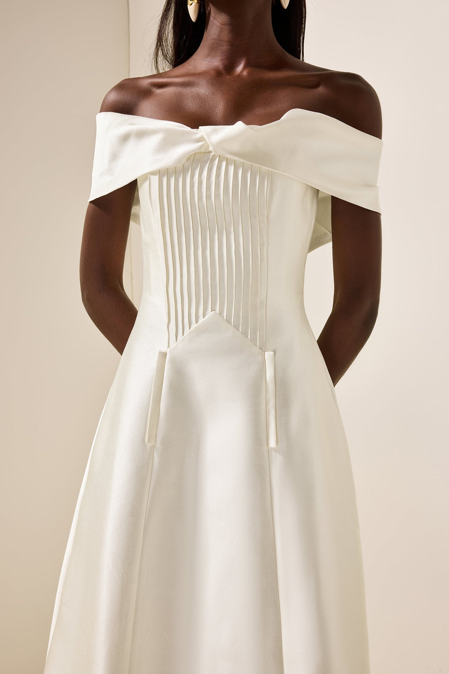 Polished Dress with an Effortless Classic Look